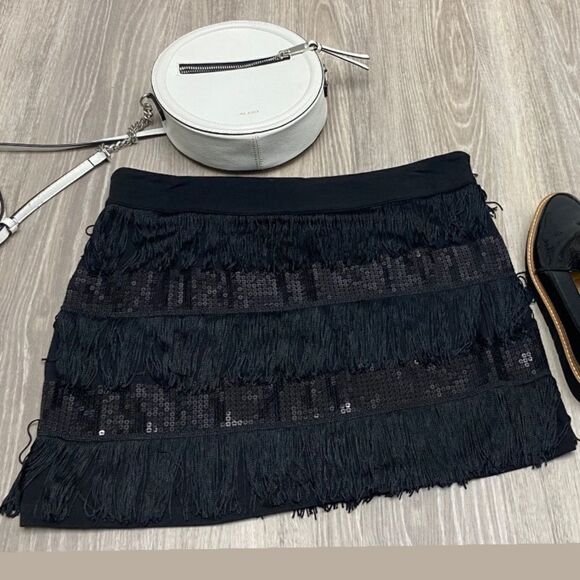Forever 21 Black Fringe and Sequin Skirt Size Large - Picture 1 of 9